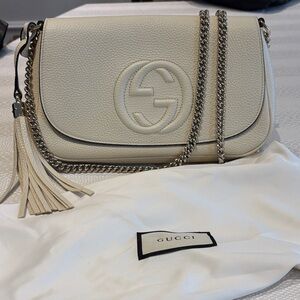 Gucci Ivory Crossbody Bag with Chain Strap